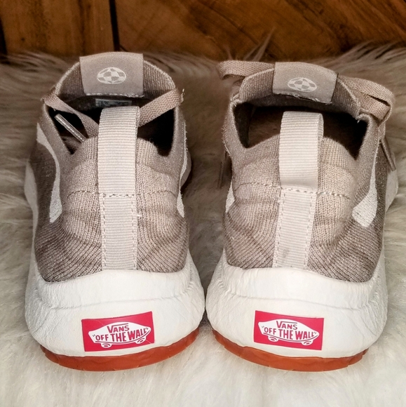 *NEW* VANS UA UltraRange VR3 - Picture 13 of 15